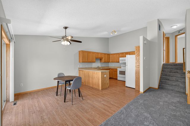 16065 Flagstaff Avenue W, Rosemount, MN 55068