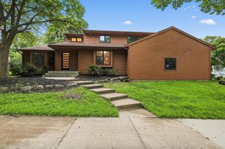 7201 Longmeadow ROAD, Madison, WI 53717