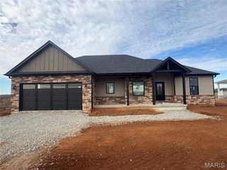 1239 Stono Mountain Drive, Farmington, MO 63640
