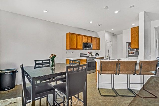 629 Ivy Crest Drive, San Jacinto, CA 92582