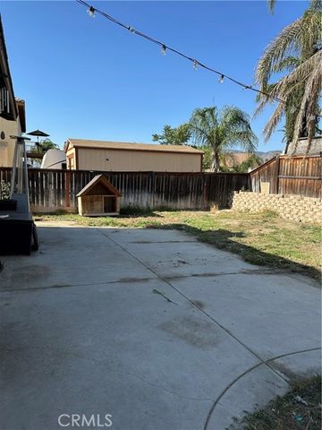 629 Ivy Crest Drive, San Jacinto, CA 92582