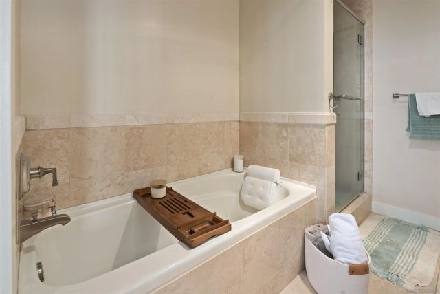700 W E St 1303, San Diego, CA 92101