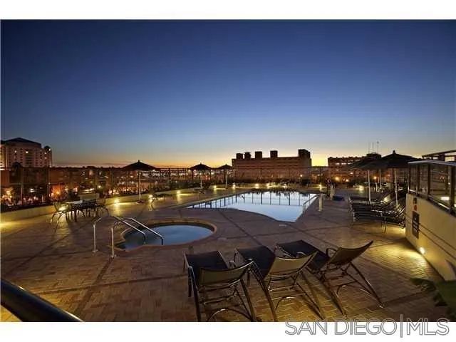 700 W E St 1303, San Diego, CA 92101