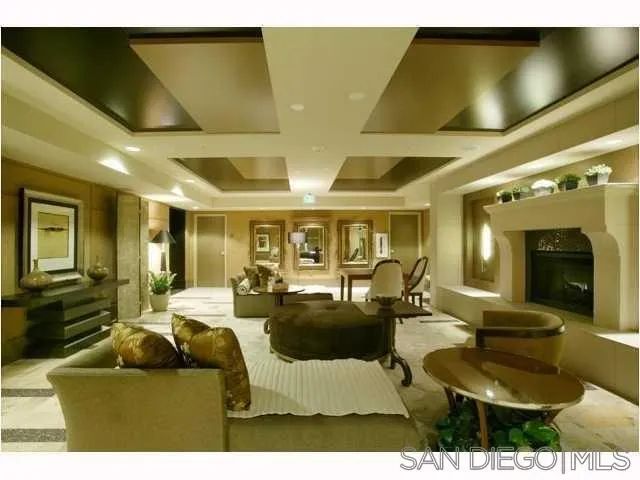 700 W E St 1303, San Diego, CA 92101