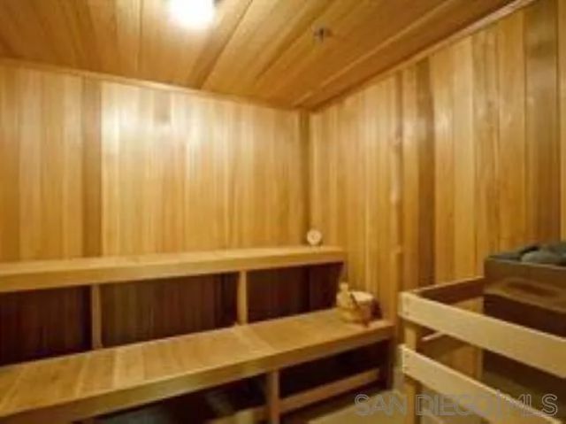 700 W E St 1303, San Diego, CA 92101