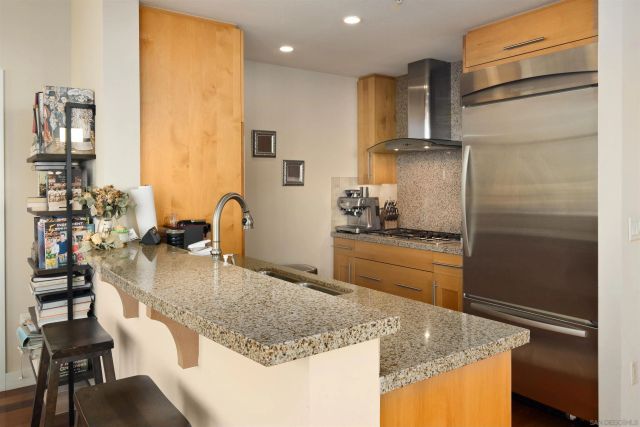 700 W E St 1303, San Diego, CA 92101
