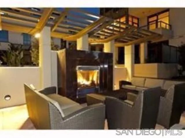 700 W E St 1303, San Diego, CA 92101