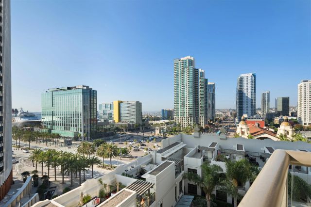 700 W E St 1303, San Diego, CA 92101
