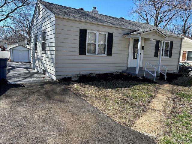 9448 Harold Drive, Woodson Terrace, MO 63134