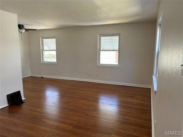 9448 Harold Drive, Woodson Terrace, MO 63134