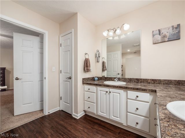 792 Francis Drive, Heath, OH 43056