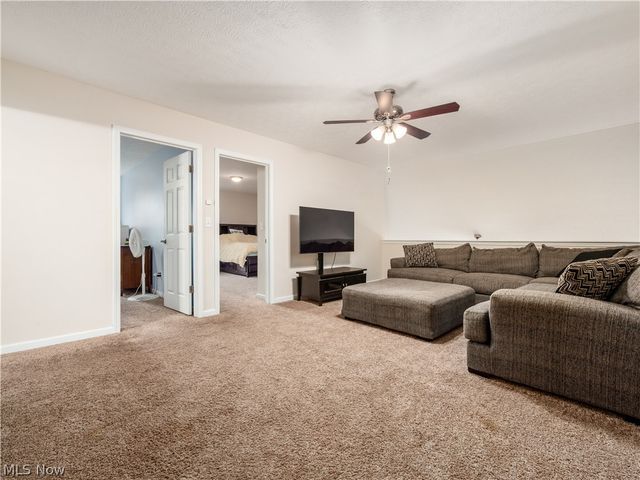 792 Francis Drive, Heath, OH 43056