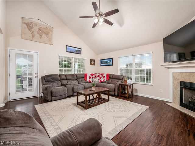 792 Francis Drive, Heath, OH 43056