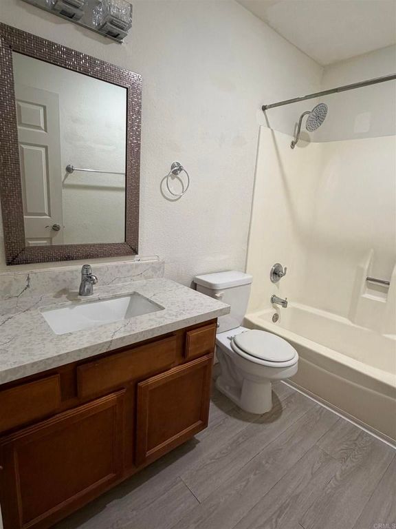 432 Edgehill Lane 15, Oceanside, CA 92054 — photo 5
