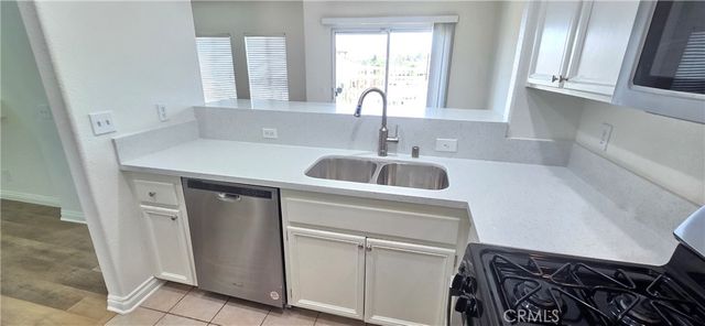 2110 Almeria Street 106, Corona, CA 92879