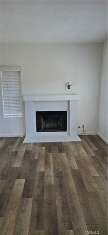 2110 Almeria Street 106, Corona, CA 92879