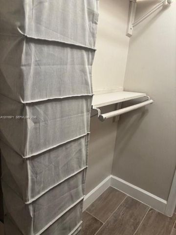 2301 Collins Ave 528, Miami Beach, FL 33139