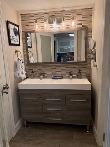 2301 Collins Ave 528, Miami Beach, FL 33139