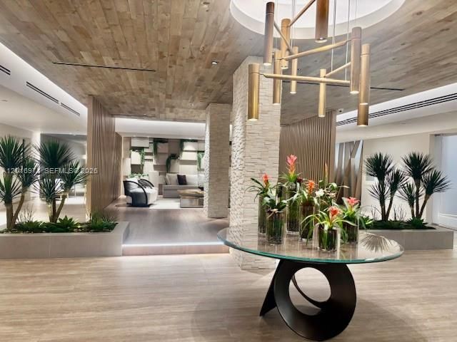 2301 Collins Ave 528, Miami Beach, FL 33139