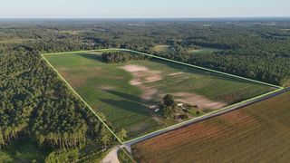404 E E M White Road Road, Defuniak Springs, FL 32433