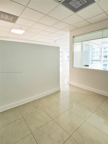175 SW 7th St 2003, Miami, FL 33130