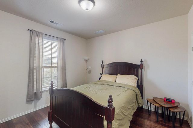 9501 Drovers View Trail, Fort Worth, TX 76131
