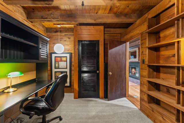 9914 CREST CT, Marshall, VA 20115