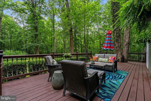 9914 CREST CT, Marshall, VA 20115