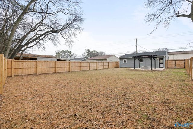 1300 Buford Street NW, Huntsville, AL 35801