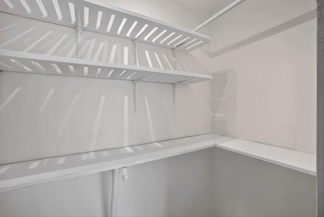 4051 NE 13th Ave 77, Oakland Park, FL 33334