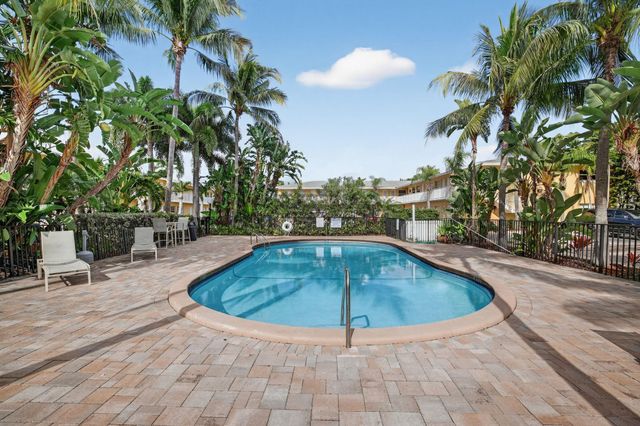 4051 NE 13th Ave 77, Oakland Park, FL 33334