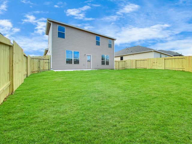 13071 Clearview Drive, Willis, TX 77318
