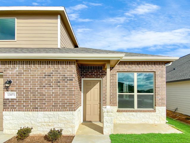 13071 Clearview Drive, Willis, TX 77318