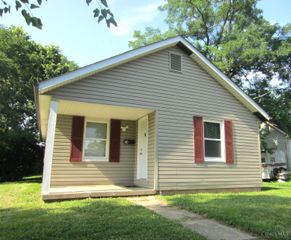 70 Augspurger Avenue, St Clair Twp, OH 45011