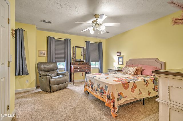 617 Highway 91 6, Elizabethton, TN 37643