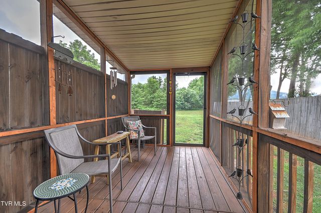 617 Highway 91 6, Elizabethton, TN 37643