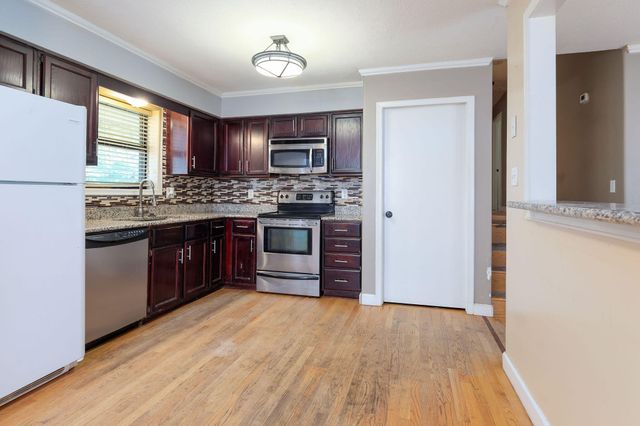 610 Pocahontas Street, Branson, MO 65616