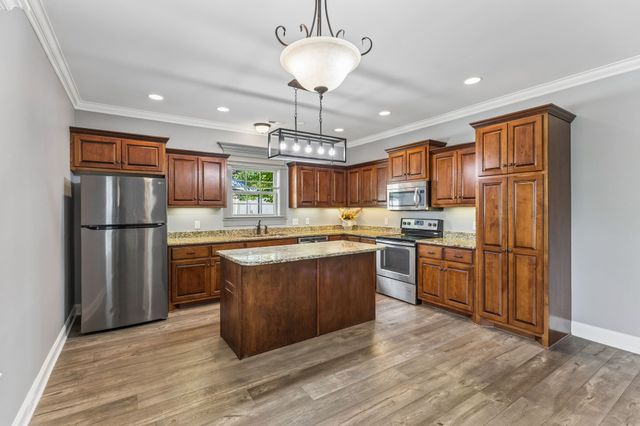 1305 Millstone Creek Rd, Lascassas, TN 37085