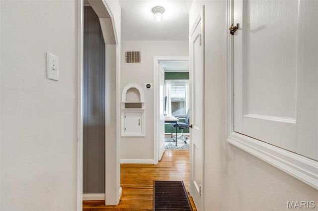 10704 Saint Matthew Lane, St Ann, MO 63074