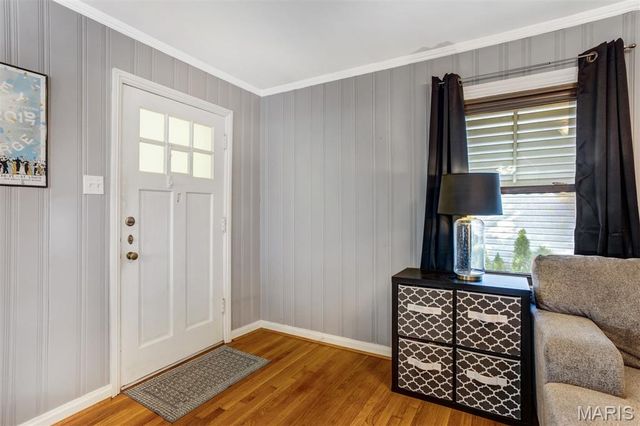 10704 Saint Matthew Lane, St Ann, MO 63074