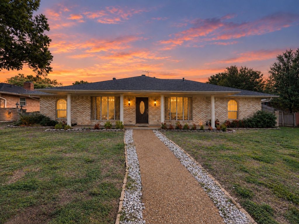 3408 Bellah Court, Irving, TX 75062 — exterior