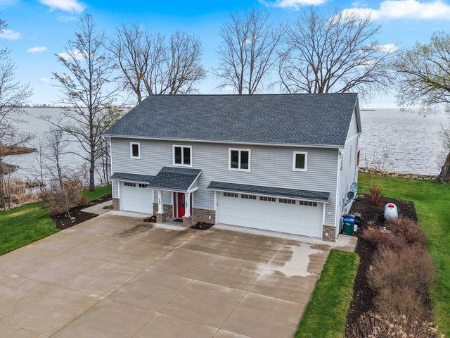 534 RESORT ROAD, Suamico, WI 54173