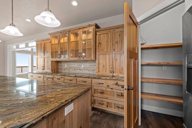 534 RESORT ROAD, Suamico, WI 54173