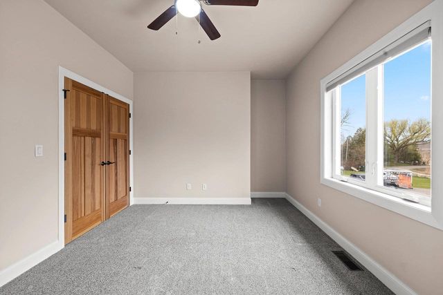 534 RESORT ROAD, Suamico, WI 54173