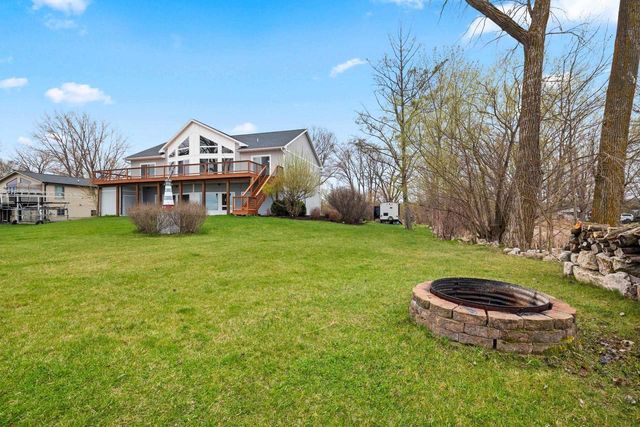 534 RESORT ROAD, Suamico, WI 54173