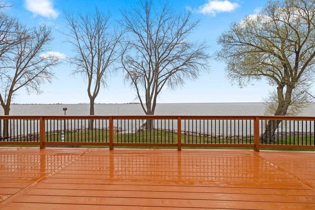 534 RESORT ROAD, Suamico, WI 54173