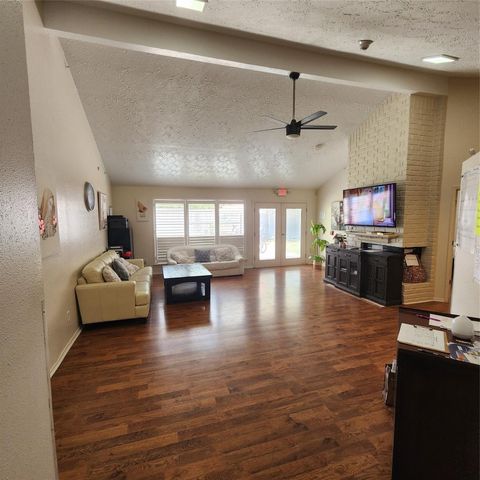 3826 Gamlin Bend Drive, Houston, TX 77082