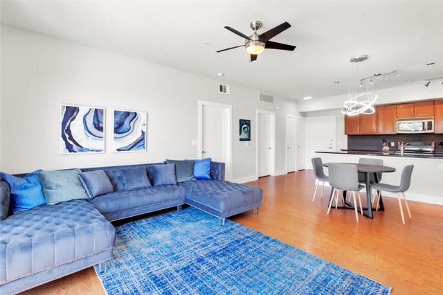 3016 Guadalupe ST 308, Austin, TX 78705