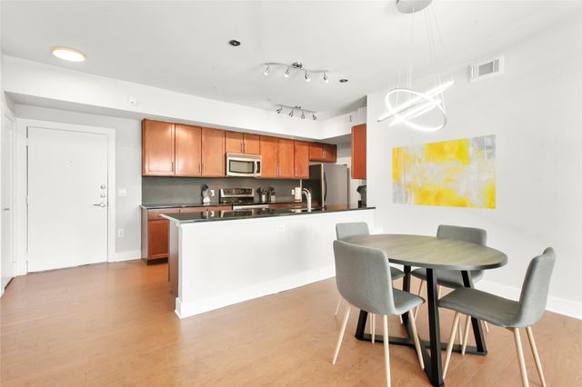 3016 Guadalupe ST 308, Austin, TX 78705