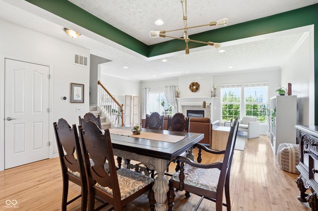 11809 Harvard Lane, Carmel, IN 46032
